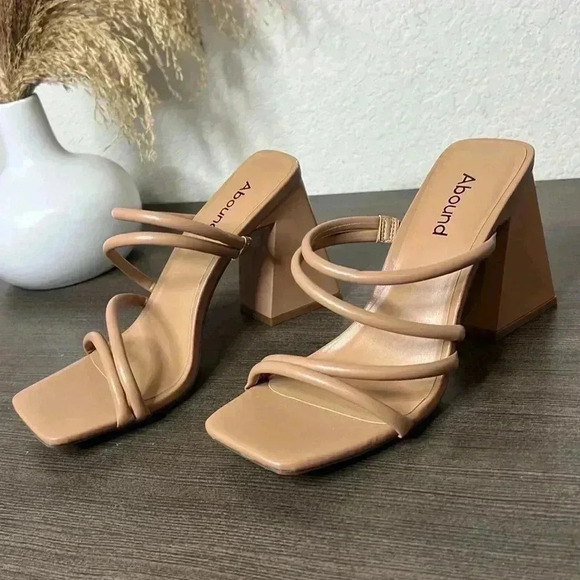 Abound Strappy Nude Sandals - Picture 10 of 13
